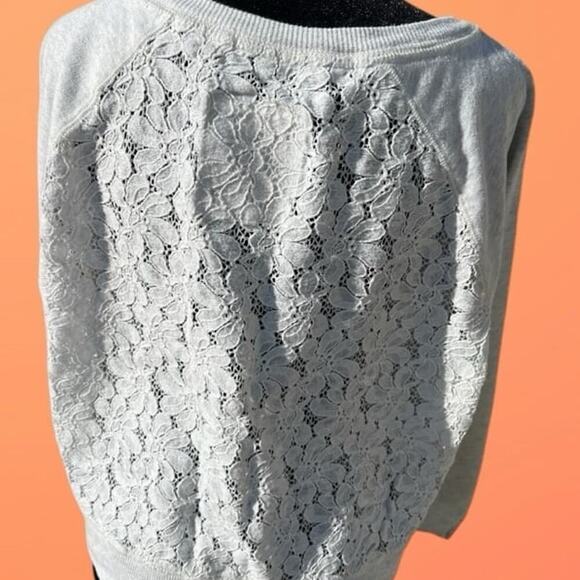 Aeropostale women’s size M cropped crewneck sweatshirt with lace back - Picture 1 of 10